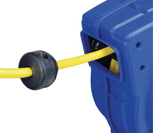 avvolgitore per tubo resistente di Goodyear della bobina del cavo di estensione del rubinetto triplo di 40ft con il connettore acceso LED